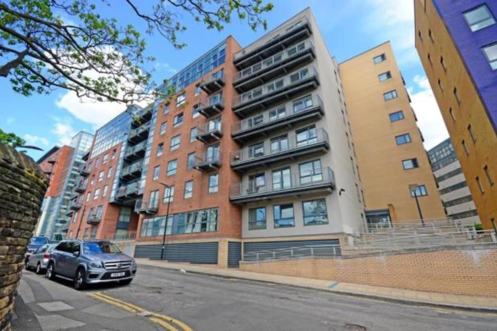 Sheffield City Centre Apartment & Balcony Exterior foto