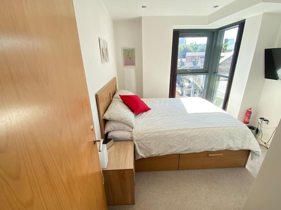 Sheffield City Centre Apartment & Balcony Exterior foto