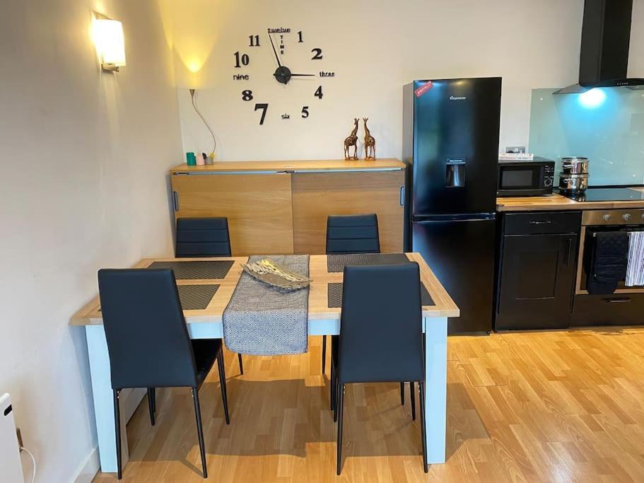 Sheffield City Centre Apartment & Balcony Exterior foto